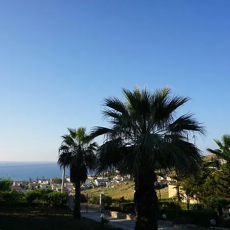 Aurora בית נופש *